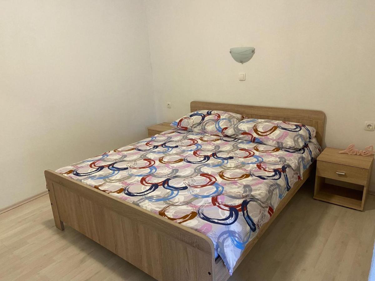 Apartman Nina Posedarje Exterior foto